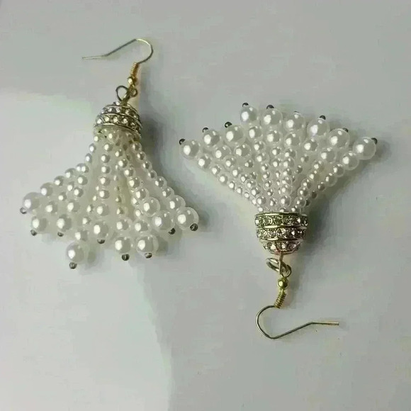 Vintage fuax pearl rhinestones earrings and blue beads earrings bundle - Picture 6 of 8